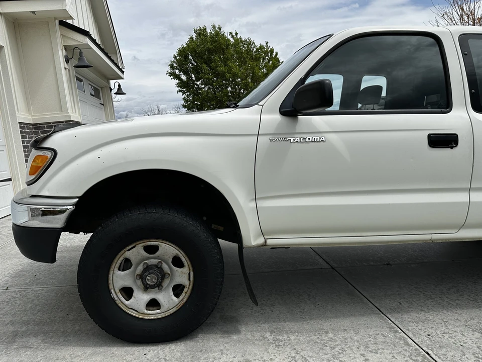 1998 Toyota Tacoma 1st Gen - Image 17 of 31