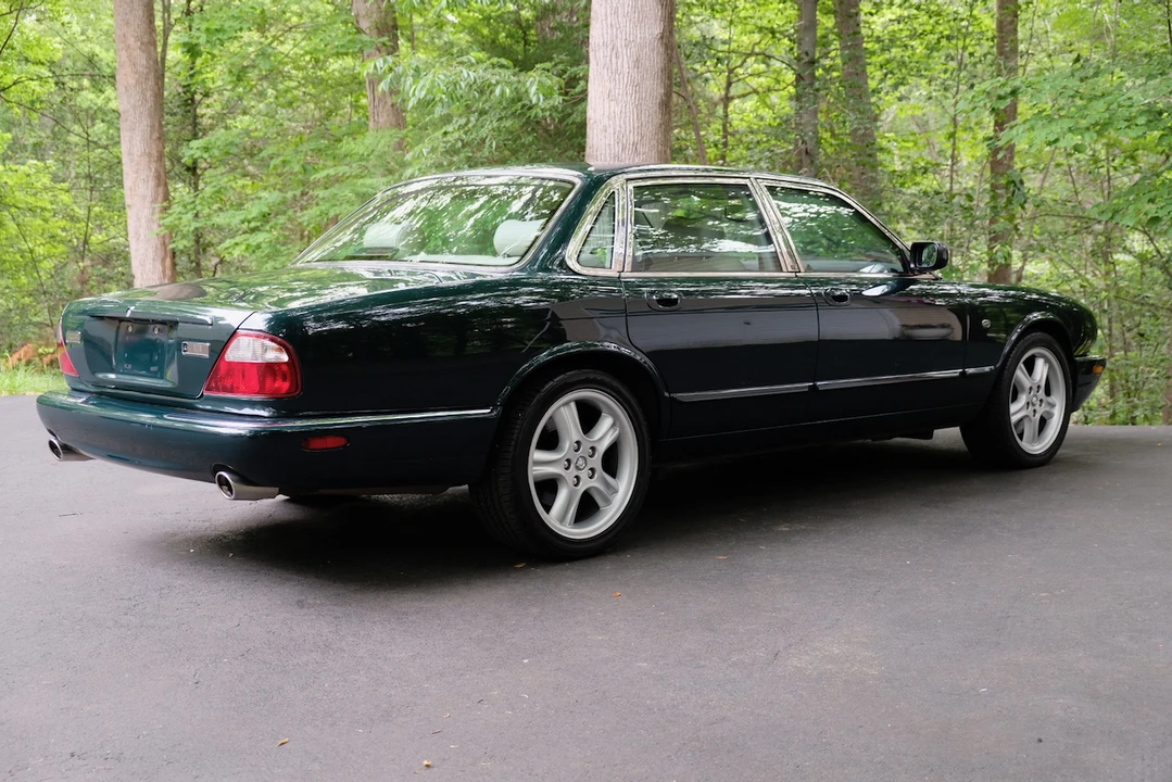 1999 Jaguar X308 XJR - Image 9 of 31