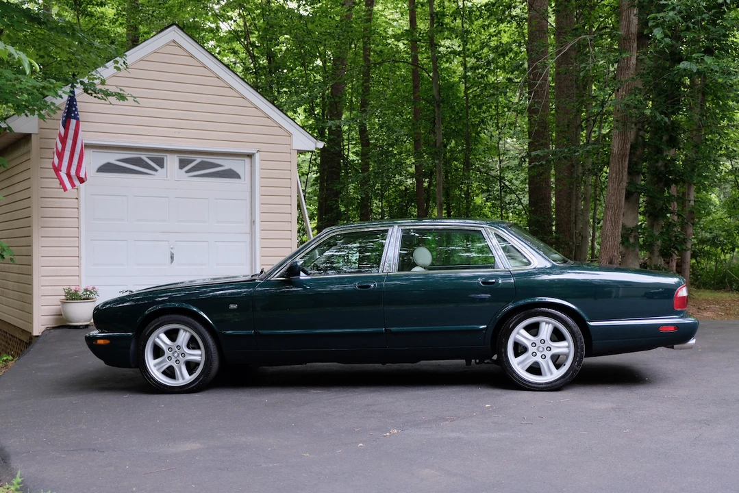 1999 Jaguar X308 XJR - Image 3 of 31