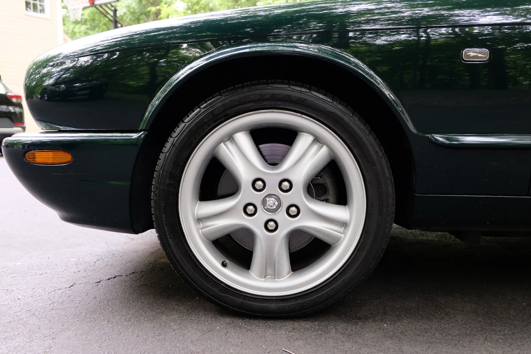 1999 Jaguar X308 XJR - Image 24 of 31