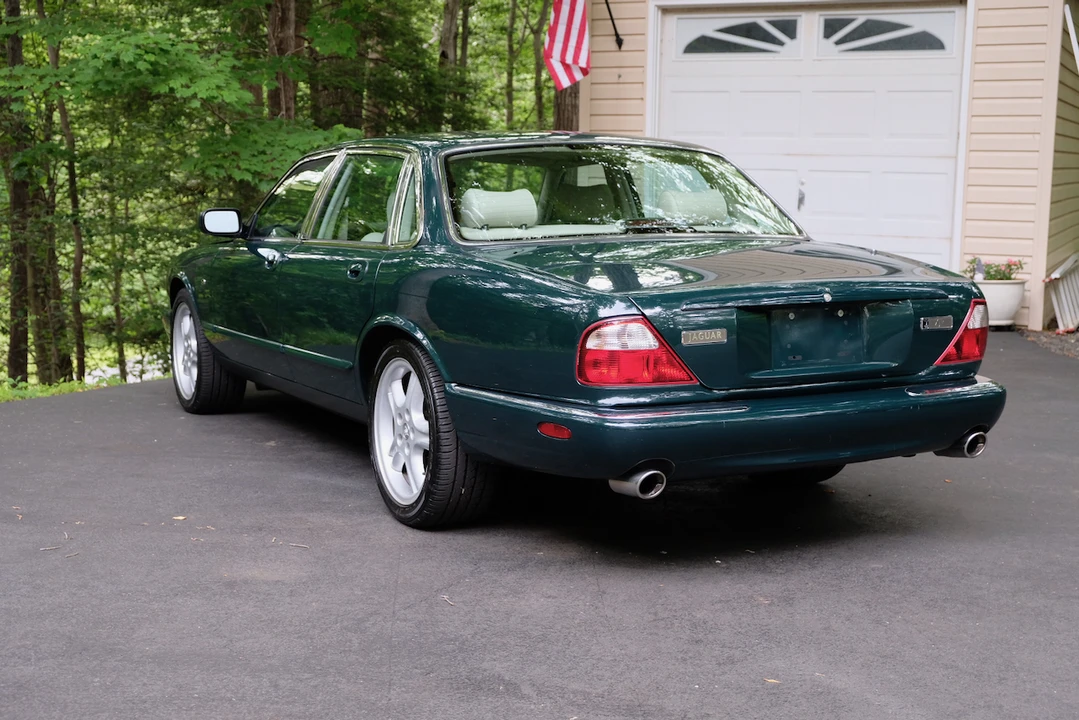 1999 Jaguar X308 XJR - Image 4 of 31