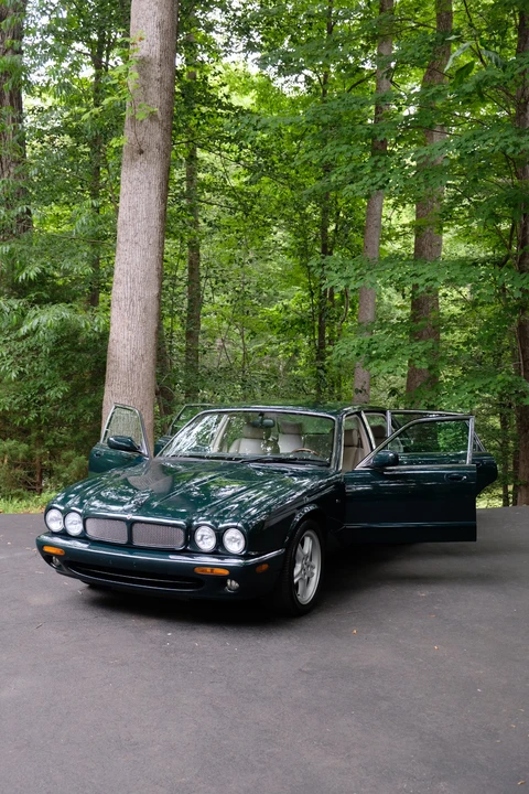 1999 Jaguar X308 XJR - Image 13 of 31
