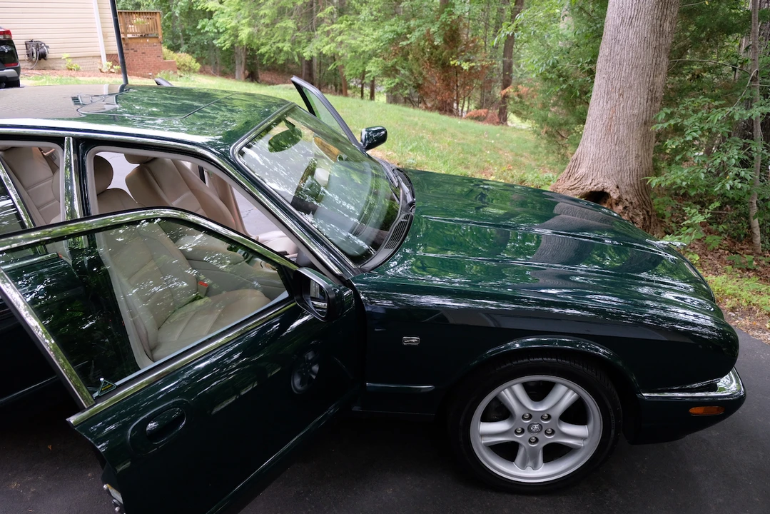 1999 Jaguar X308 XJR - Image 30 of 31