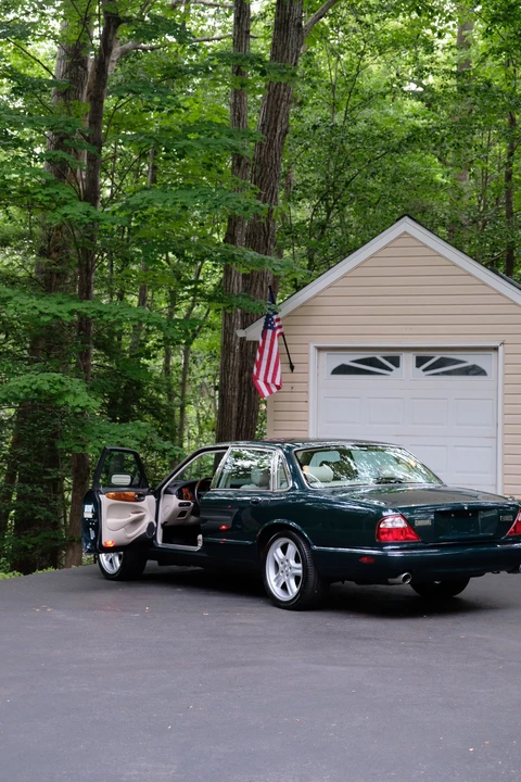 1999 Jaguar X308 XJR - Image 16 of 31