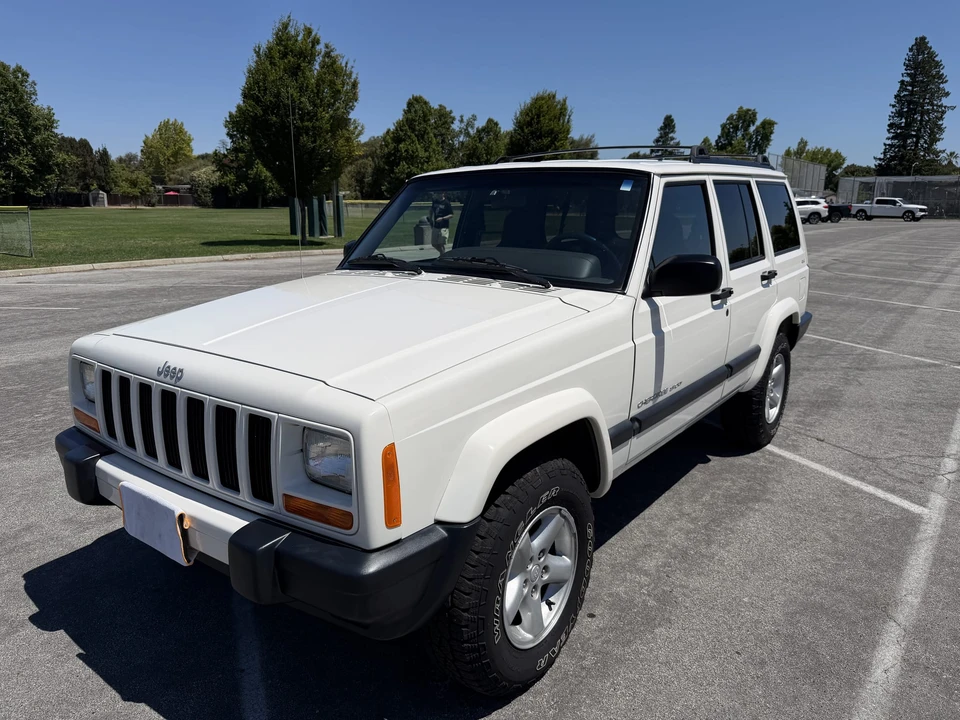 1999 Jeep XJ Cherokee - Image 5 of 31
