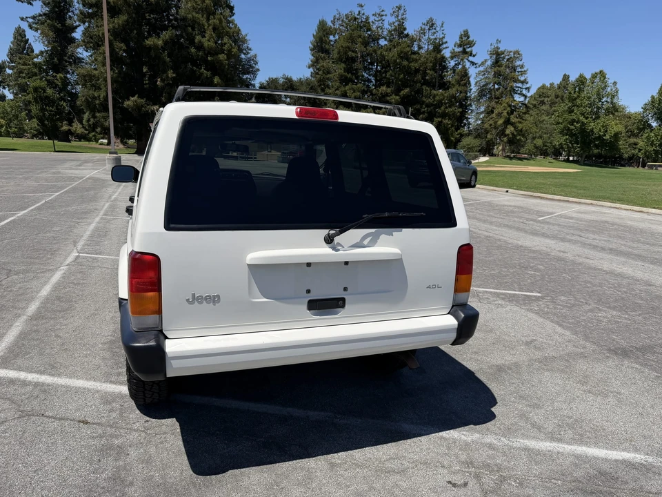 1999 Jeep XJ Cherokee - Image 12 of 31