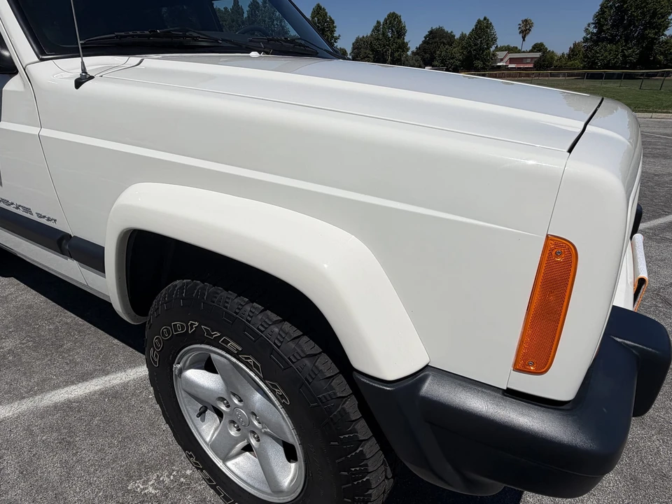1999 Jeep XJ Cherokee - Image 27 of 31