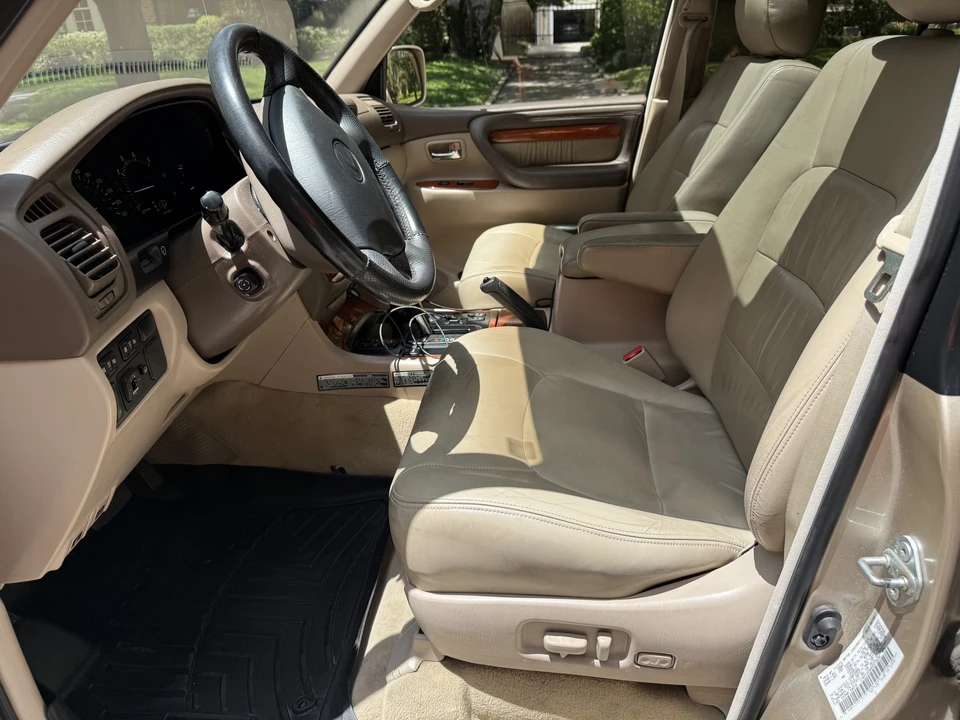 1999 Lexus LX 2nd Gen - Image 20 of 31