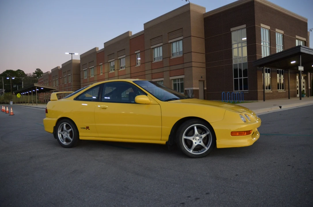 2000 Acura Integra Type R 3rd Gen - Image 2 of 31