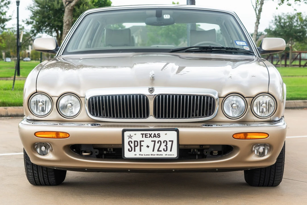 2000 Jaguar X308 XJ - Image 9 of 31