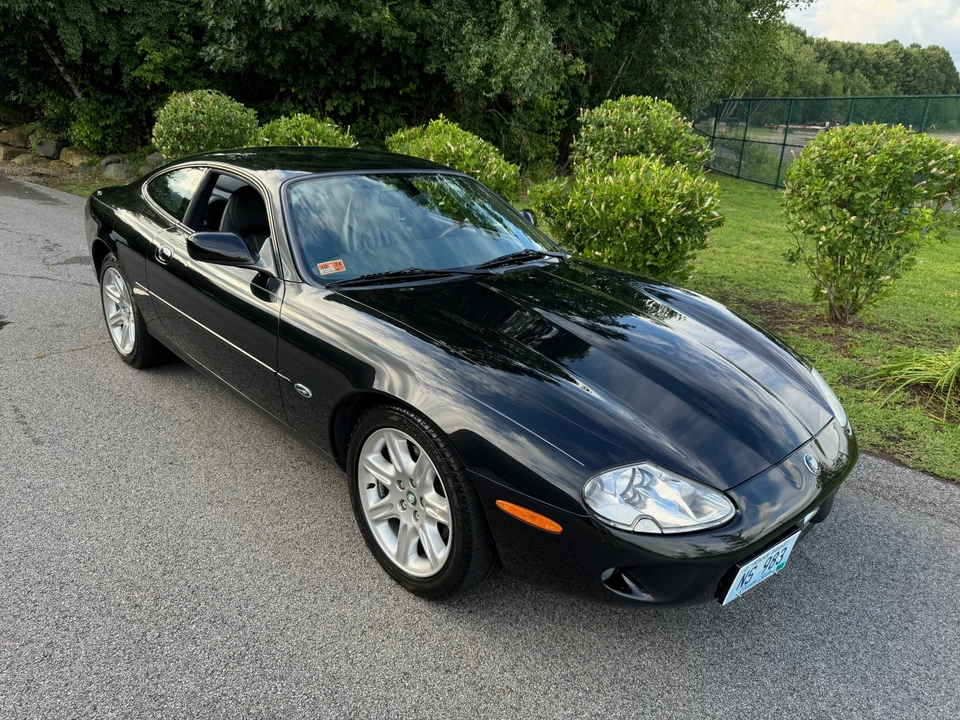 2000 Jaguar X100 XK8 - Image 4 of 31