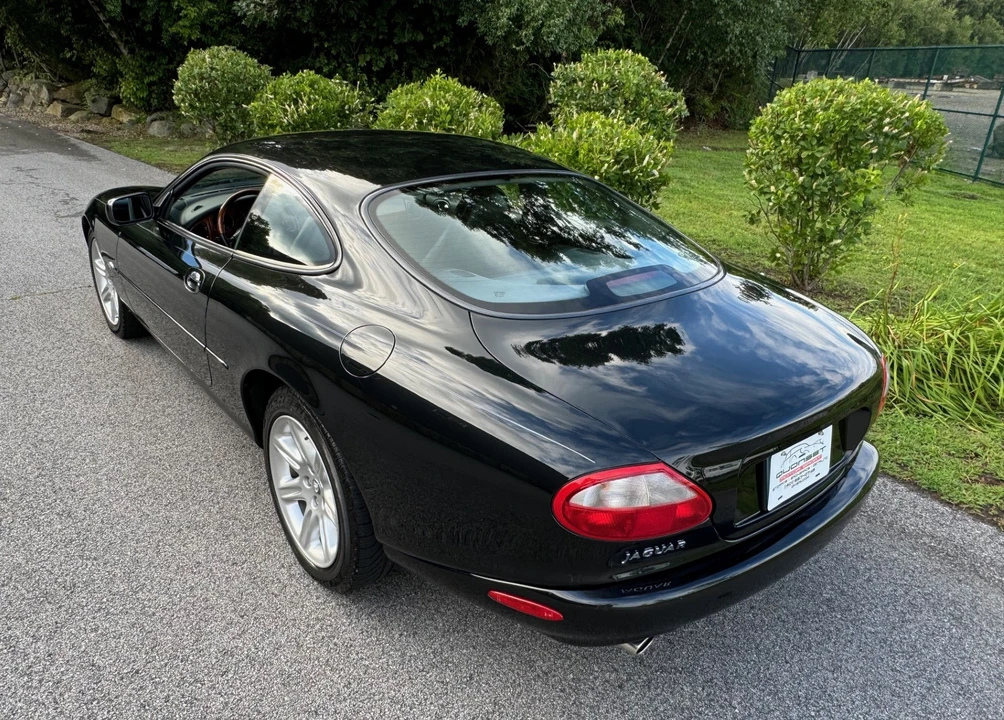 2000 Jaguar X100 XK8 - Image 24 of 31