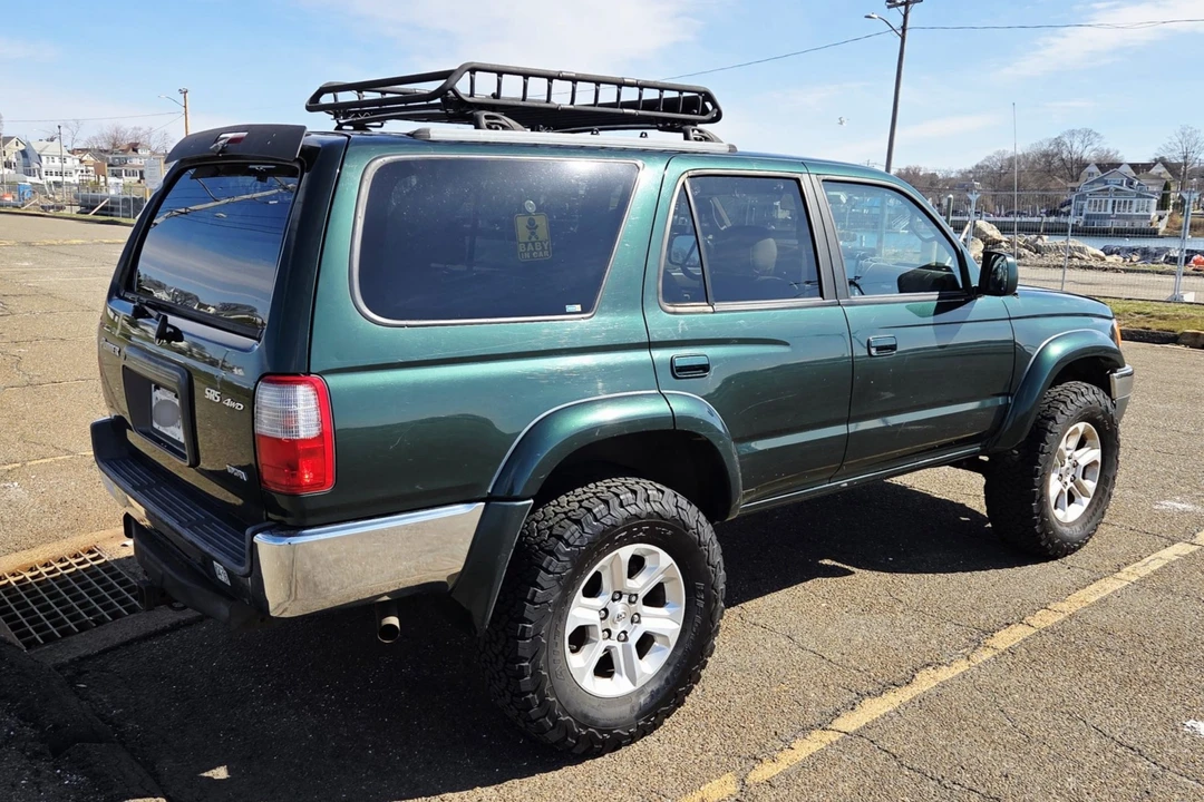 2000 Toyota 4Runner 3rd Gen - Image 2 of 9