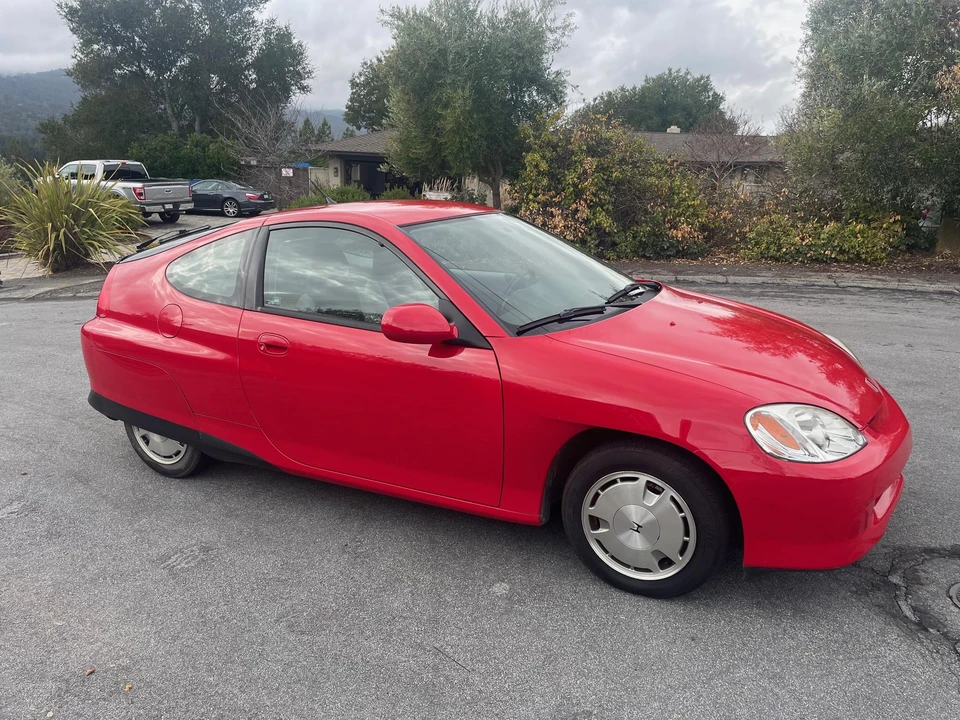 2001 Honda Insight 1st Gen - Image 11 of 31