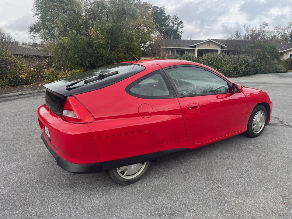 2001 Honda Insight 1st Gen - Image 9 of 31