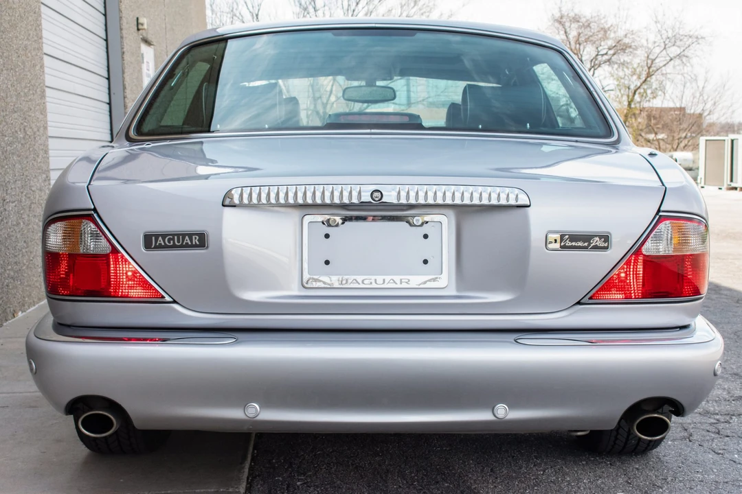 2002 Jaguar X308 XJ - Image 10 of 31
