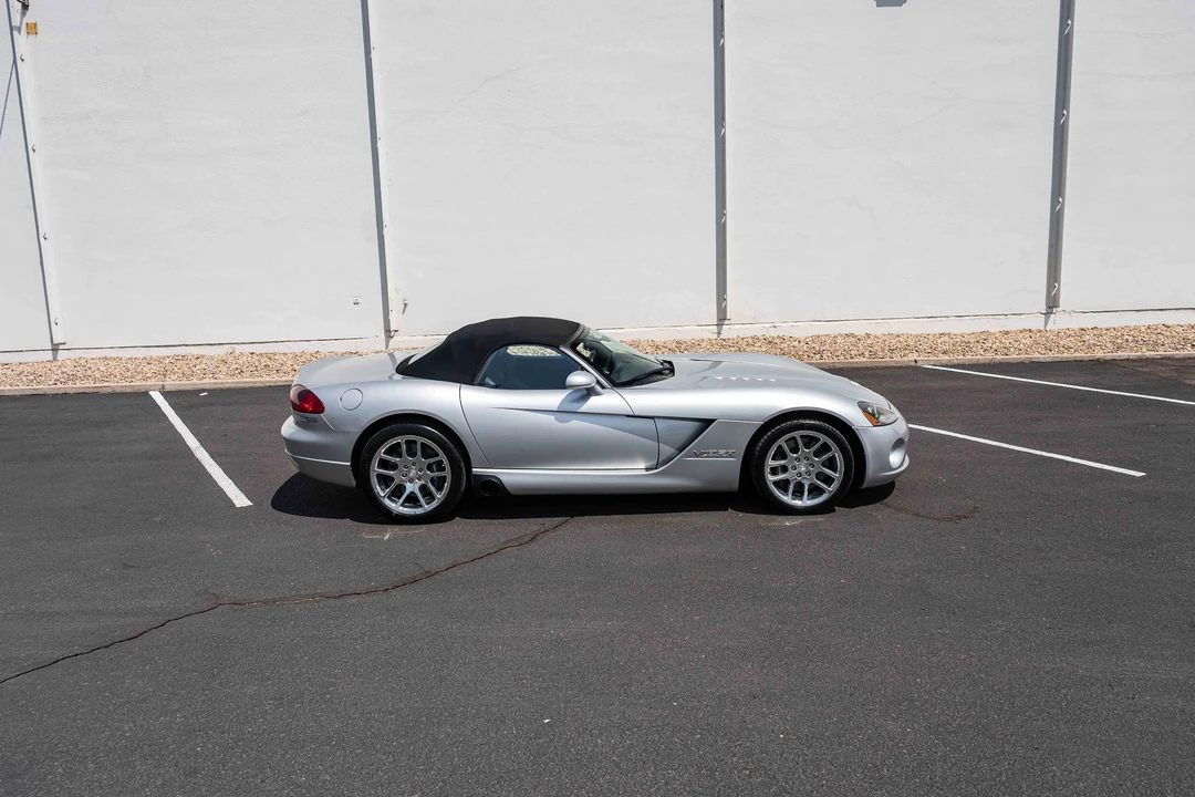 2003 Dodge Viper 3rd Gen - Image 17 of 31