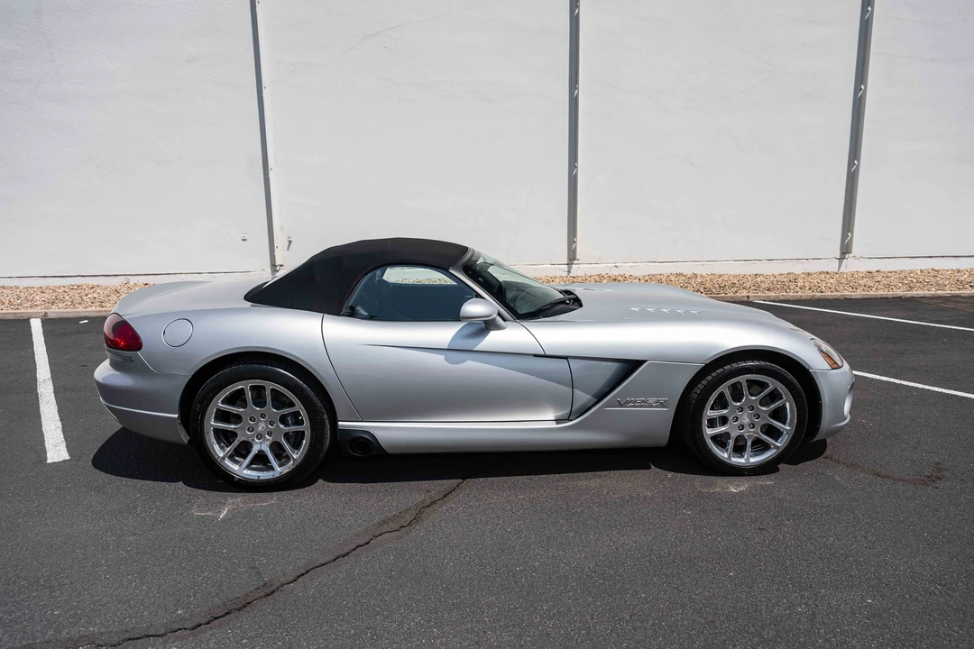 2003 Dodge Viper 3rd Gen - Image 20 of 31