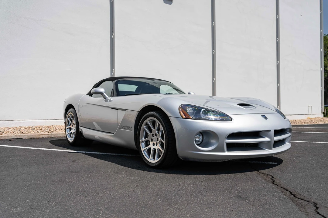 2003 Dodge Viper 3rd Gen - Image 16 of 31
