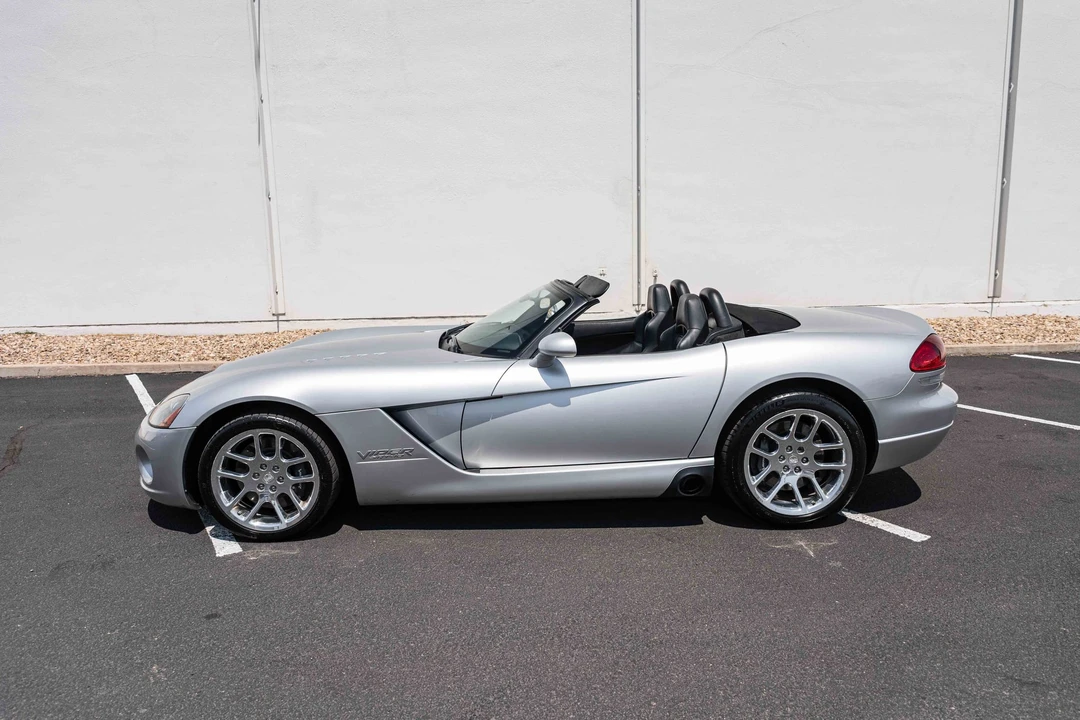 2003 Dodge Viper 3rd Gen - Image 5 of 31
