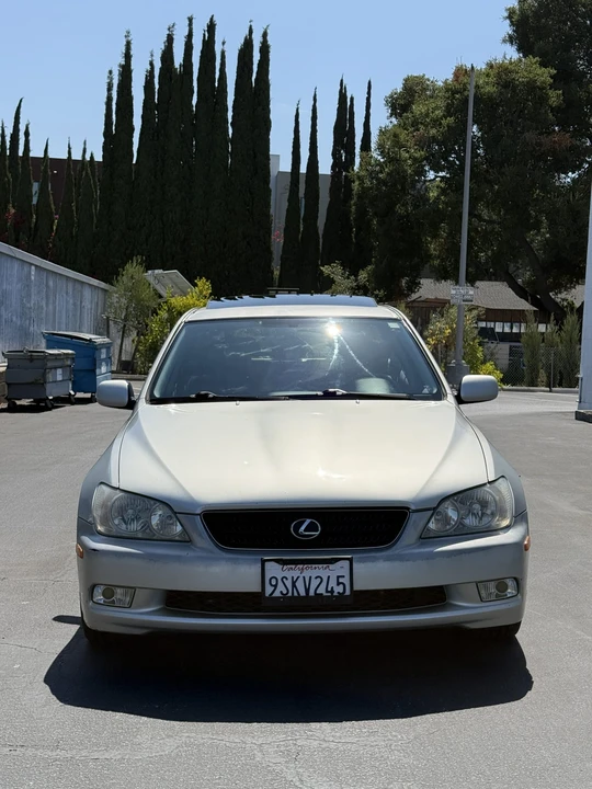 2003 Lexus IS 1st Gen - Image 2 of 31