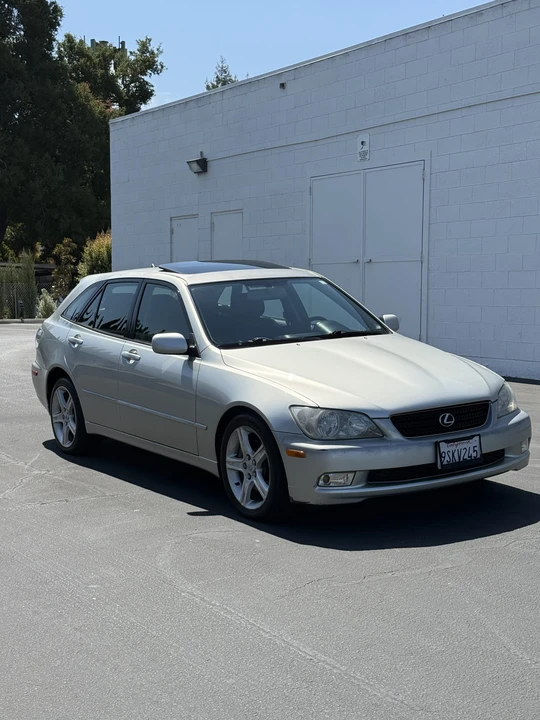2003 Lexus IS 1st Gen - Image 9 of 31