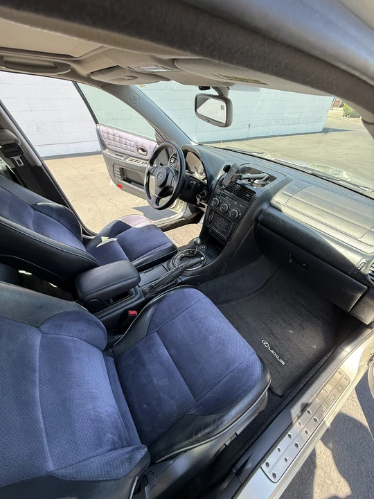 2003 Lexus IS 1st Gen - Image 27 of 31