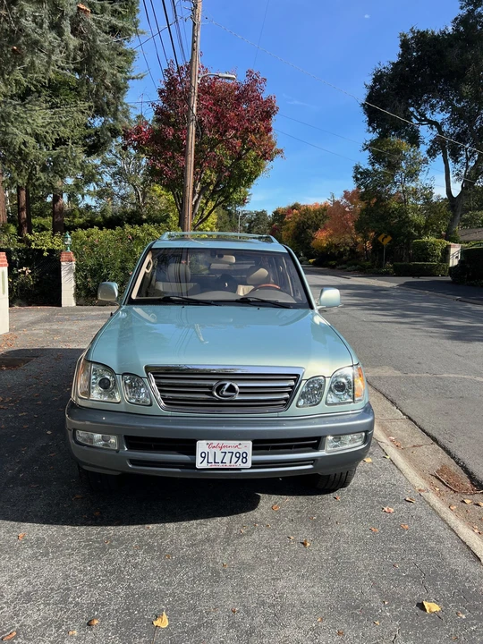 2003 Lexus LX 2nd Gen - Image 8 of 31