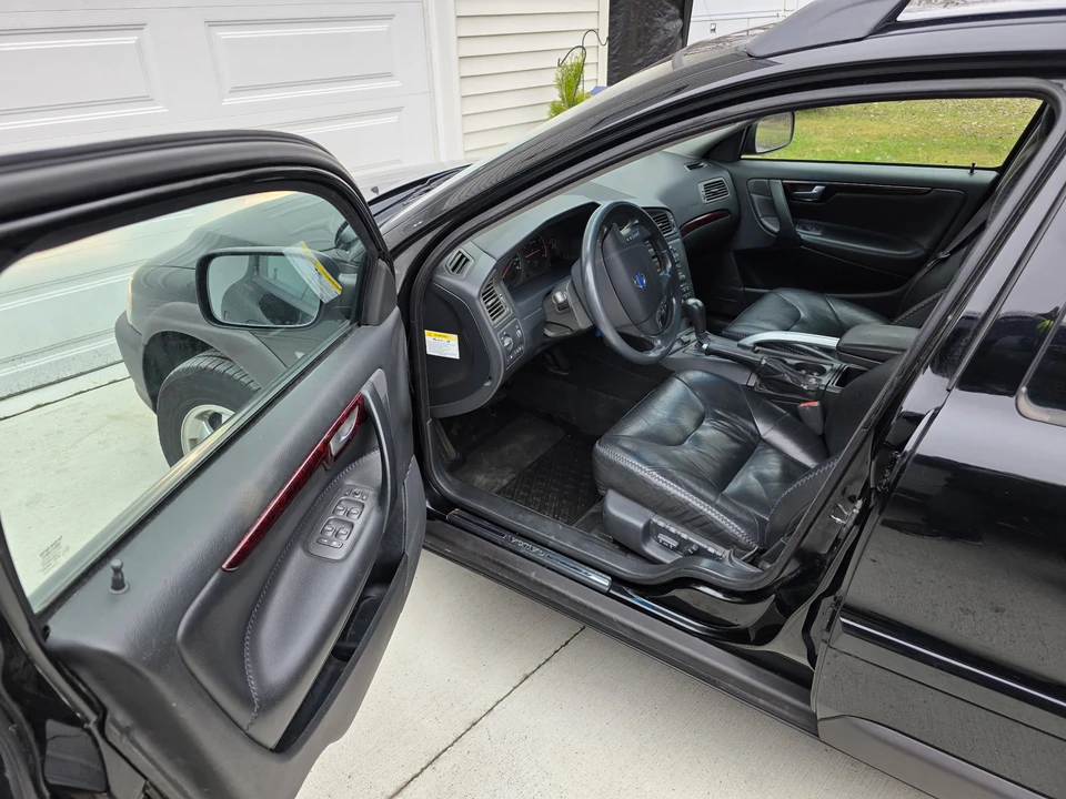 2003 Volvo V70 XC/XC70 2nd Gen - Image 13 of 31