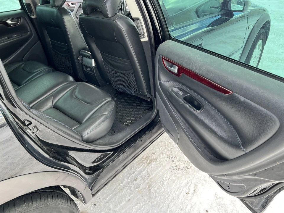 2003 Volvo V70 XC/XC70 2nd Gen - Image 29 of 31