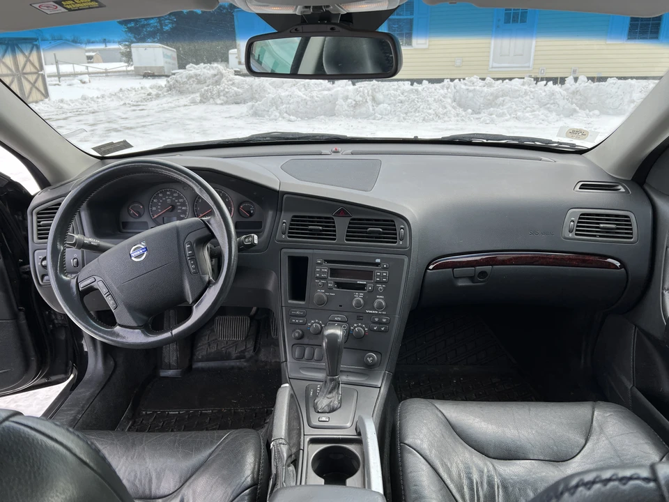 2003 Volvo V70 XC/XC70 2nd Gen - Image 17 of 31