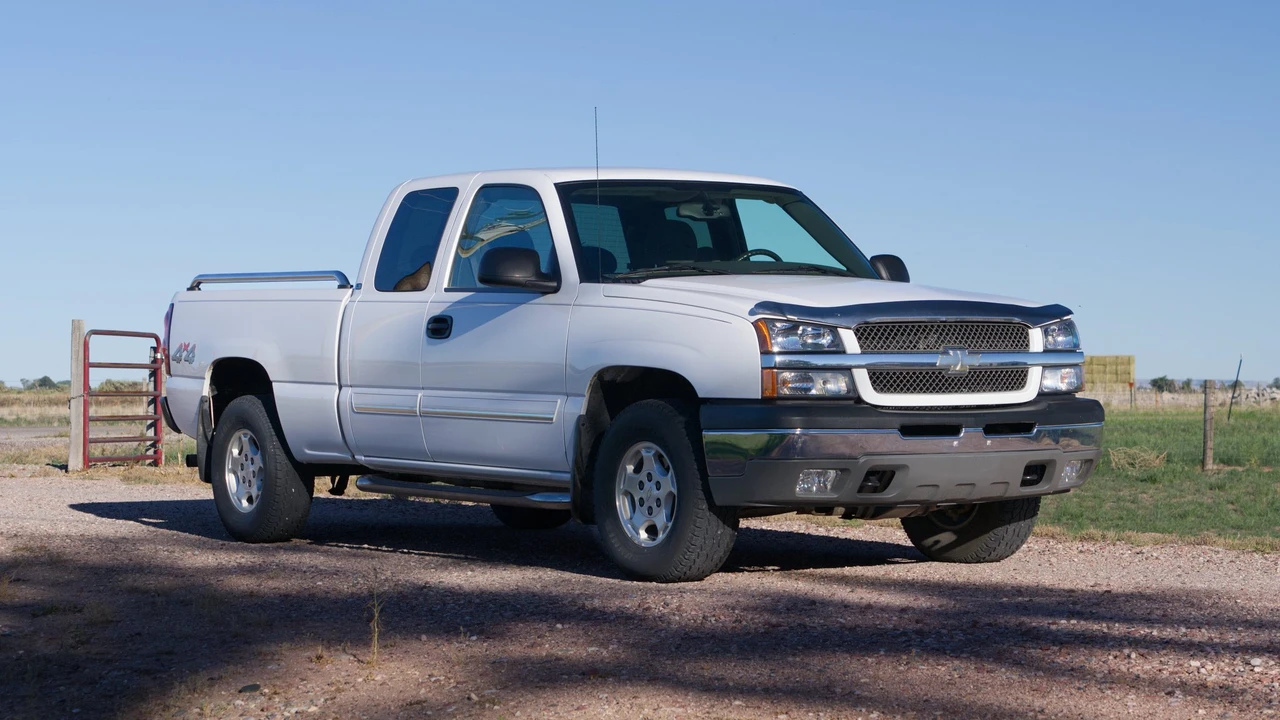 2004 Chevrolet Silverado 1st Gen - Image 8 of 31
