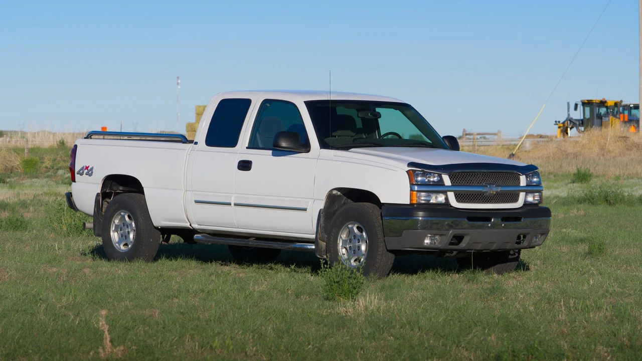 2004 Chevrolet Silverado 1st Gen - Image 13 of 31