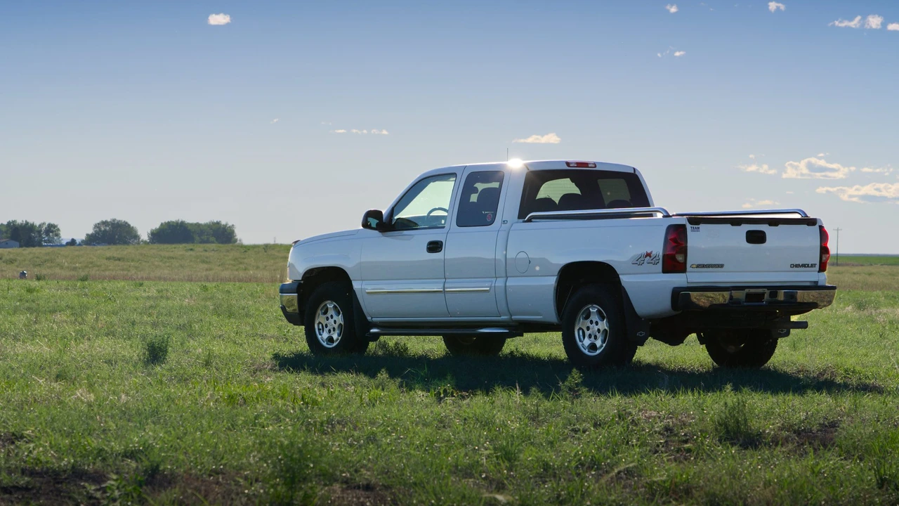 2004 Chevrolet Silverado 1st Gen - Image 11 of 31