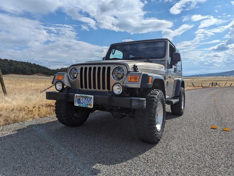 2004 Jeep TJ Wrangler - Image 2 of 31