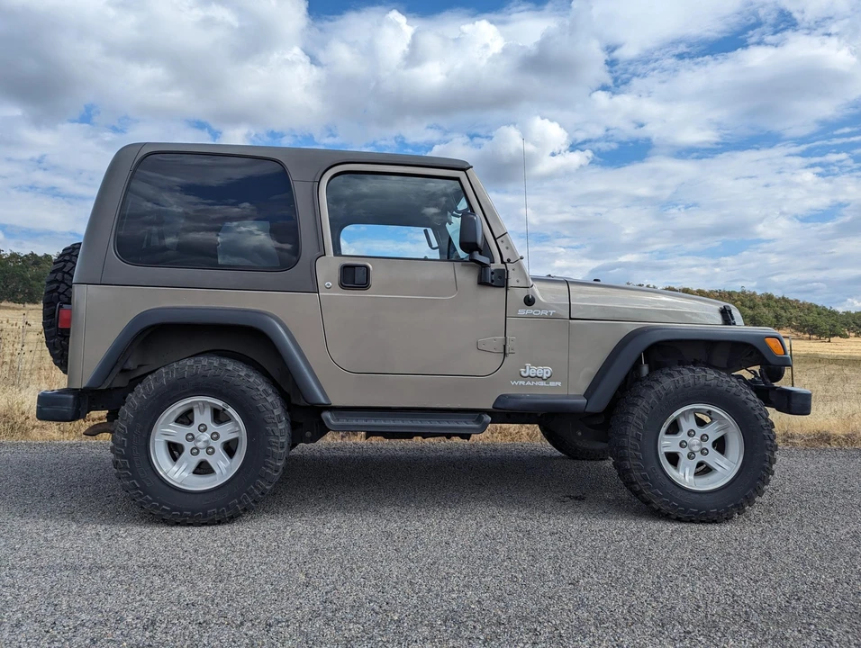 2004 Jeep TJ Wrangler - Image 5 of 31
