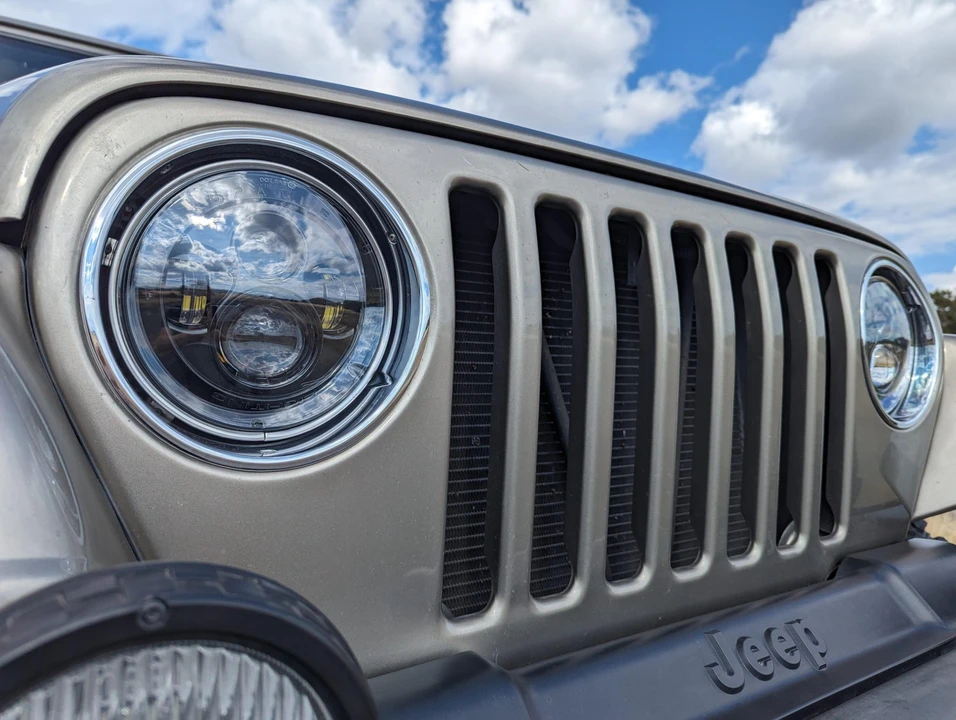 2004 Jeep TJ Wrangler - Image 24 of 31