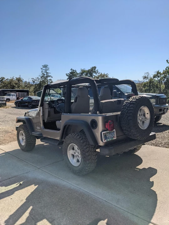 2004 Jeep TJ Wrangler - Image 19 of 31