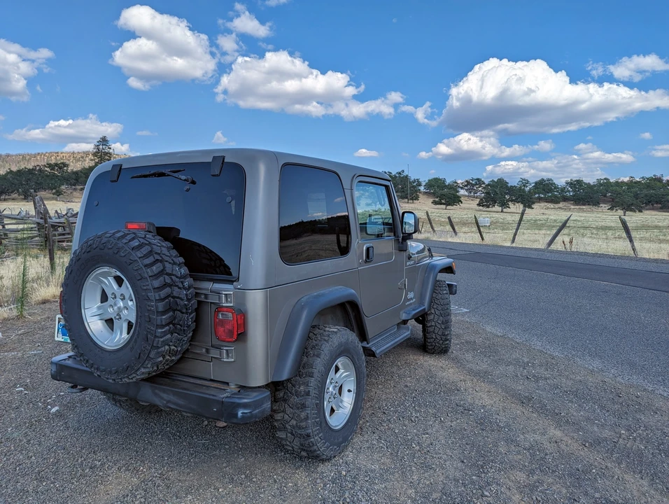 2004 Jeep TJ Wrangler - Image 17 of 31
