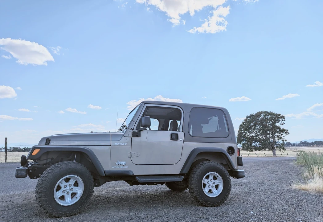 2004 Jeep TJ Wrangler - Image 20 of 31