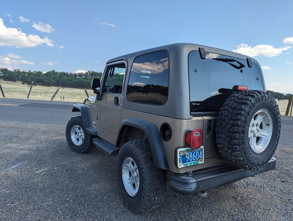 2004 Jeep TJ Wrangler - Image 18 of 31