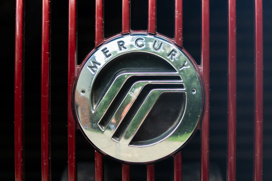 2004 Mercury Marauder - Image 12 of 31