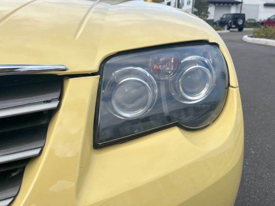 2005 Chrysler Crossfire - Image 25 of 31
