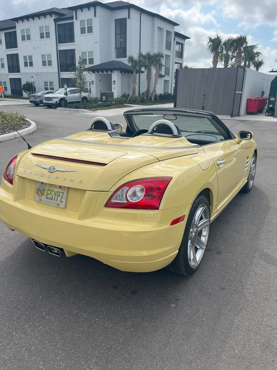 2005 Chrysler Crossfire - Image 19 of 31
