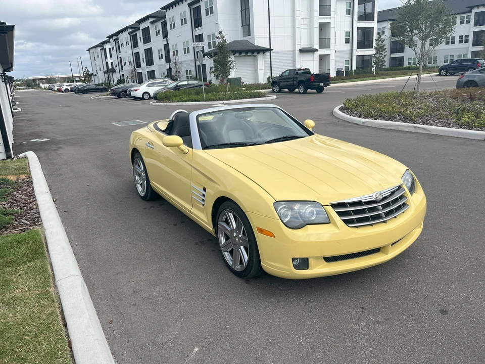 2005 Chrysler Crossfire - Image 8 of 31