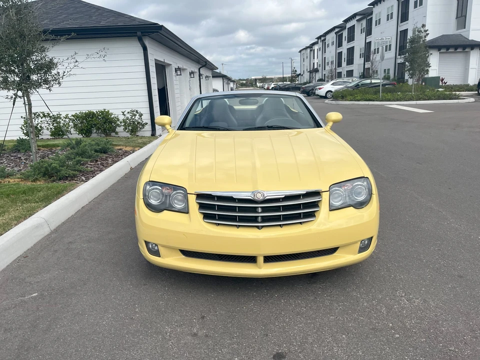 2005 Chrysler Crossfire - Image 9 of 31
