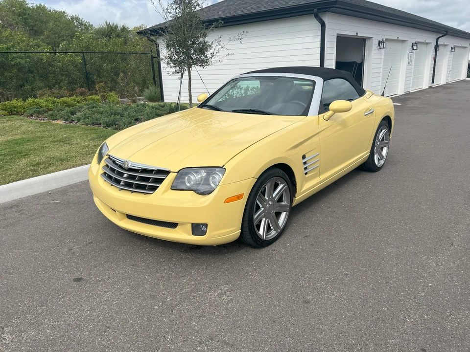 2005 Chrysler Crossfire - Image 10 of 31