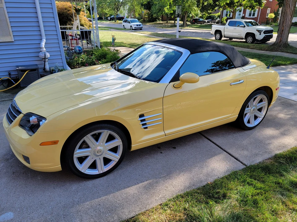 2005 Chrysler Crossfire - Image 13 of 31