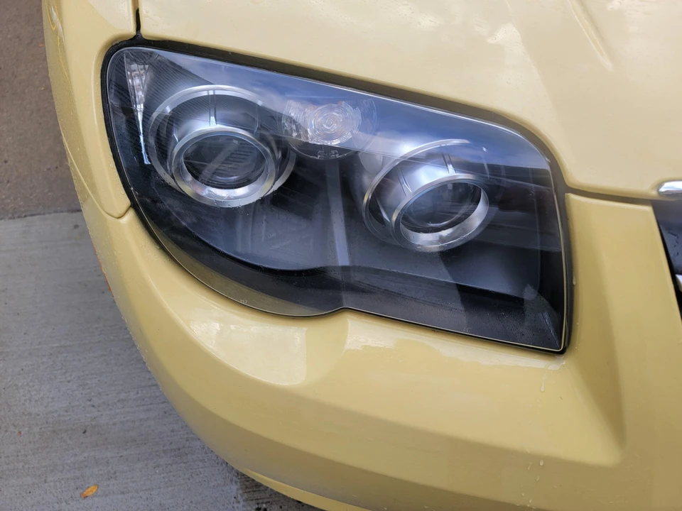 2005 Chrysler Crossfire - Image 20 of 31
