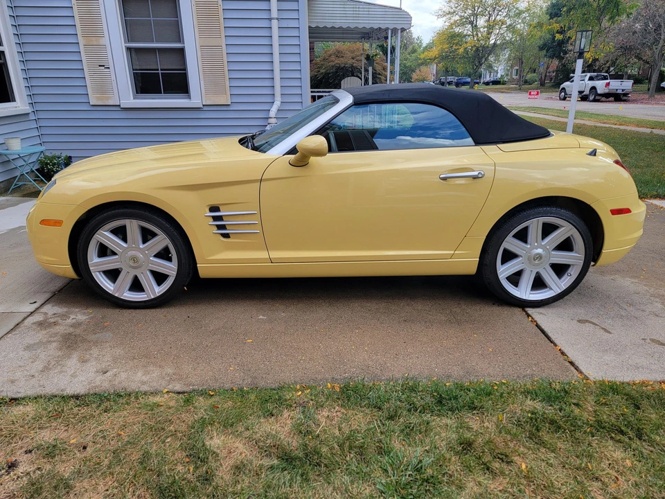 2005 Chrysler Crossfire - Image 6 of 31